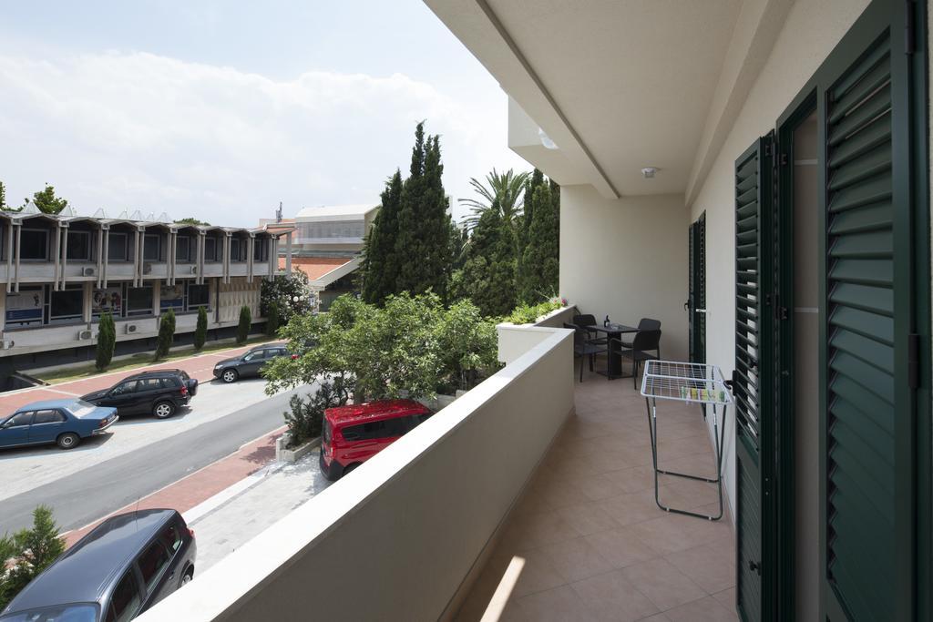 Apartments Smokva Makarska Habitación foto